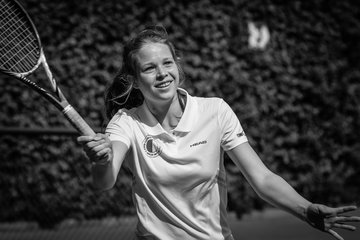 Adelina Krüger 598 - -